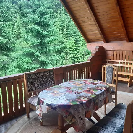 Apartmán у ліску